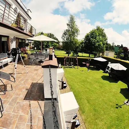 招待所 Gosciniec Santa Maria *