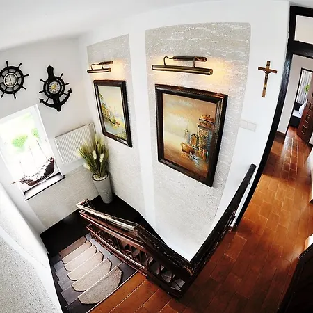 招待所 Gosciniec Santa Maria 科沃布热格